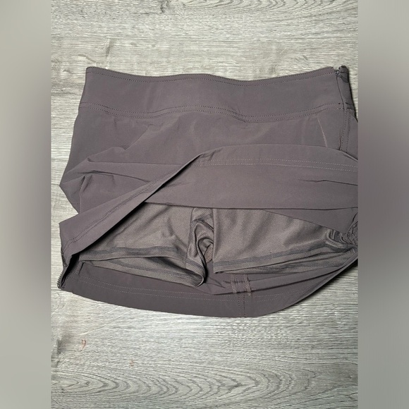 ATHLETA TRAILSIDE SKORT size 0 - Picture 6 of 7
